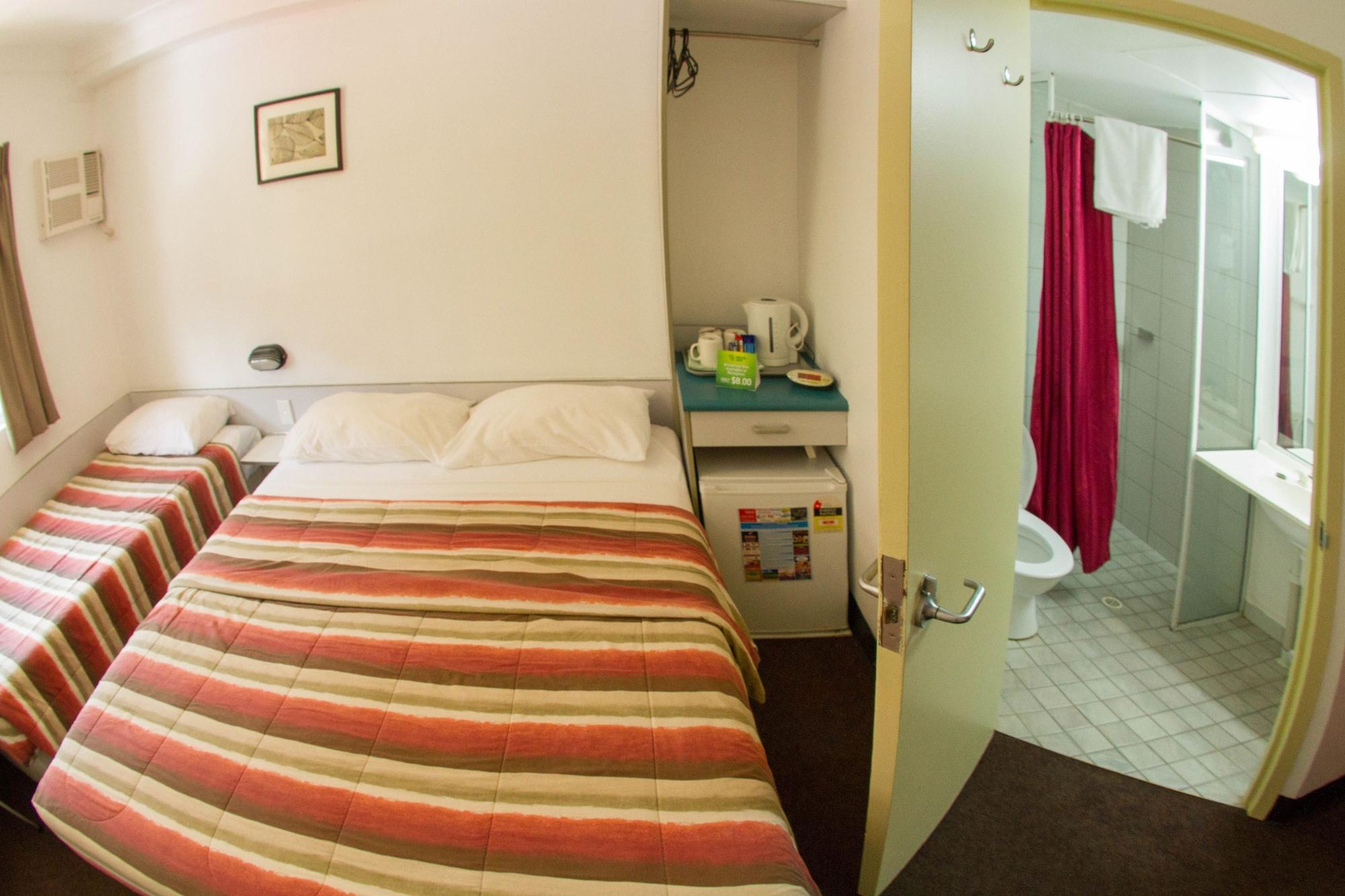 Value Inn Darwin Extérieur photo