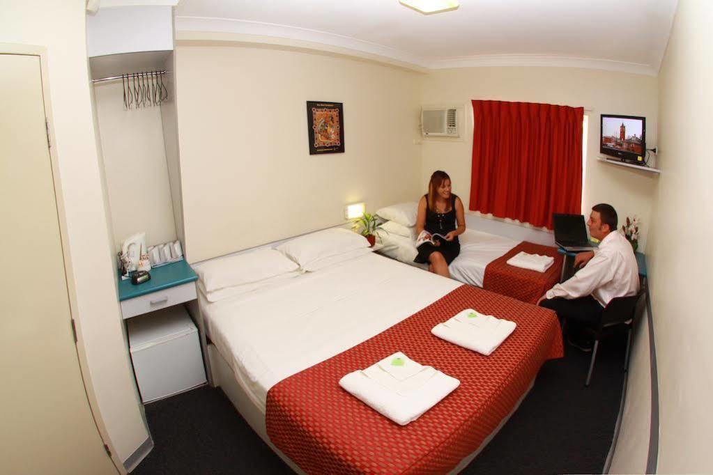 Value Inn Darwin Extérieur photo