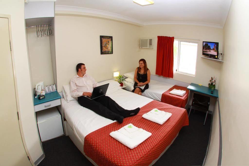 Value Inn Darwin Extérieur photo